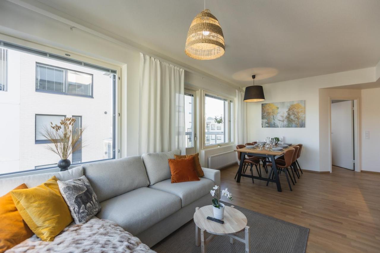רובניימי Quality Suite With Sauna - 2 Bedrooms - Brand New 2022 מראה חיצוני תמונה