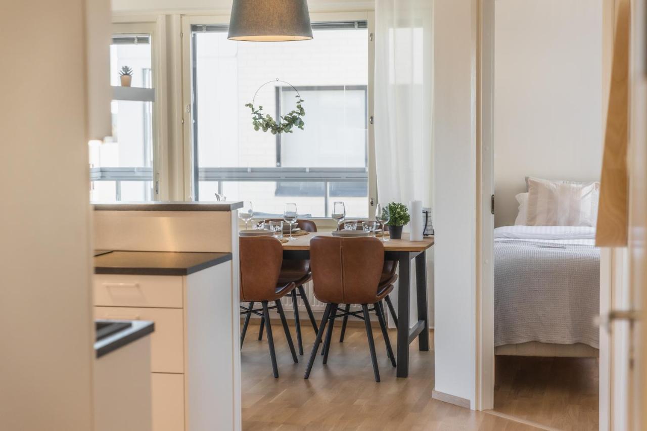 רובניימי Quality Suite With Sauna - 2 Bedrooms - Brand New 2022 מראה חיצוני תמונה